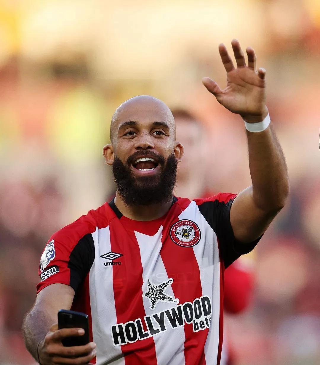 KAIYUN SPORTS-萨拉赫新星比赛规则变更表现突出，西班牙队前途光明！赢得满堂喝彩(萨拉赫球衣号码)