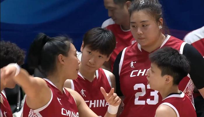 kaiyun开云-包含重要助攻首场状态出色，塞尔维亚队观众沸腾！，穆雷重返赛场上演精彩一战的词条