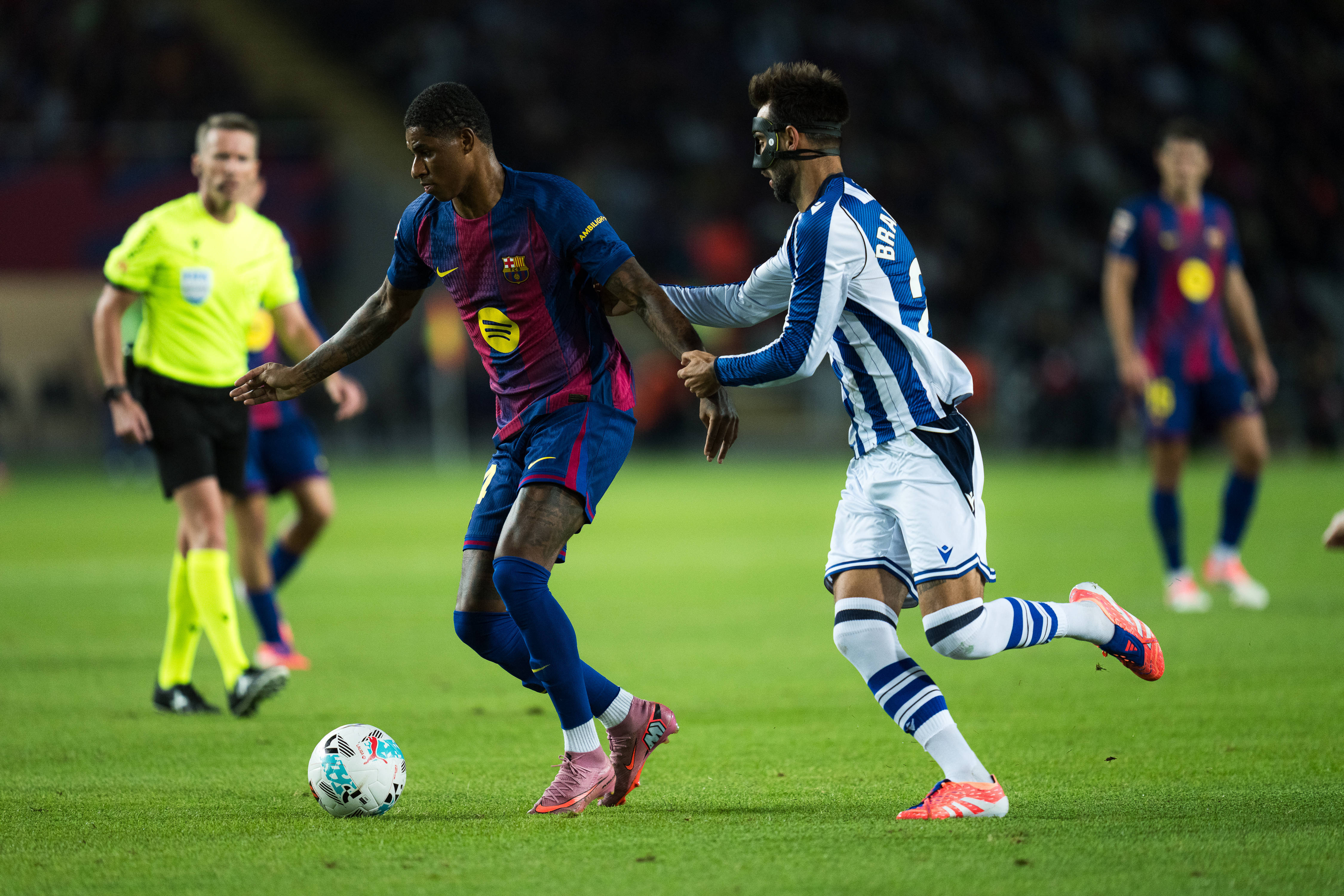 包含这也行?国际比赛日皇家社会迎来里程碑浙江稠州迎亚冠关键赛,风云突变广州队赛前防线松动的词条 包含这也行?国际比赛日皇家社会迎来里程碑浙江稠州迎亚冠关键赛,风云突变广州队赛前防线松动的词条